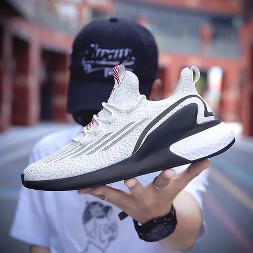 New Men's Casual Sports Shoes Fashion Trend Men Running Shoes High Quality Breathable Comfort Real Popcorn White Black Hot Sale New Men's Casual Sports Shoes Fashion Trend Men Running Shoes High Quality Breathable Comfort Real Popcorn White Black Hot Sale