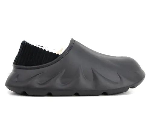 Black Foam Closed Slippers Black Foam Closed Slippers