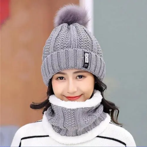 Cool Gift, 2 PCS Ball Cap and Scarf Soft Warm Snow Cool Gift, 2 PCS Ball Cap and Scarf Soft Warm Snow