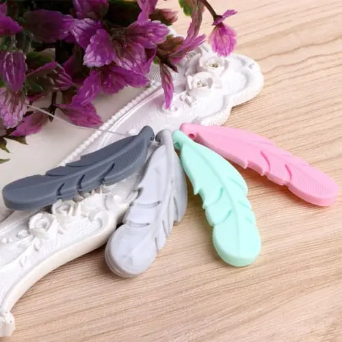 Nursing Feather Pendant Baby Teether Silicone Soother Chew Toy Teething Necklace Nursing Feather Pendant Baby Teether Silicone Soother Chew Toy Teething Necklace