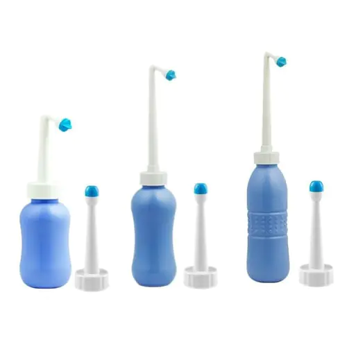 Portable Bidet Sprayer Handheld Bidet Bottle 300-650ml with Travel Bag 2 Nozzle Portable Bidet Sprayer Handheld Bidet Bottle 300-650ml with Travel Bag 2 Nozzle