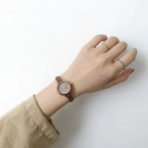 Simple Ins Style Retro Literary Strap Female Student Watch Glass Mirror Leather Strap Watch For Ladies Simple Ins Style Retro Literary Strap Female Student Watch Glass Mirror Leather Strap Watch For Ladies