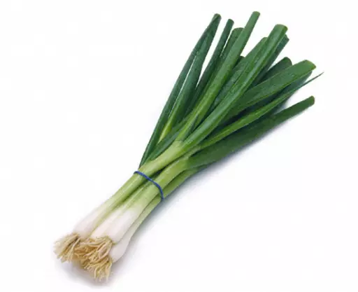 8476