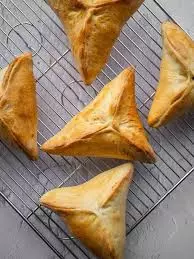 Dan's Spinach "Fatayer"	12Pieces