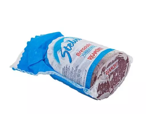 8786
