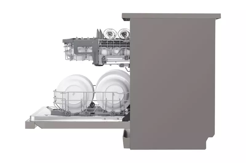 LG Dishwasher QuadWas True Steam (DFB512FP)