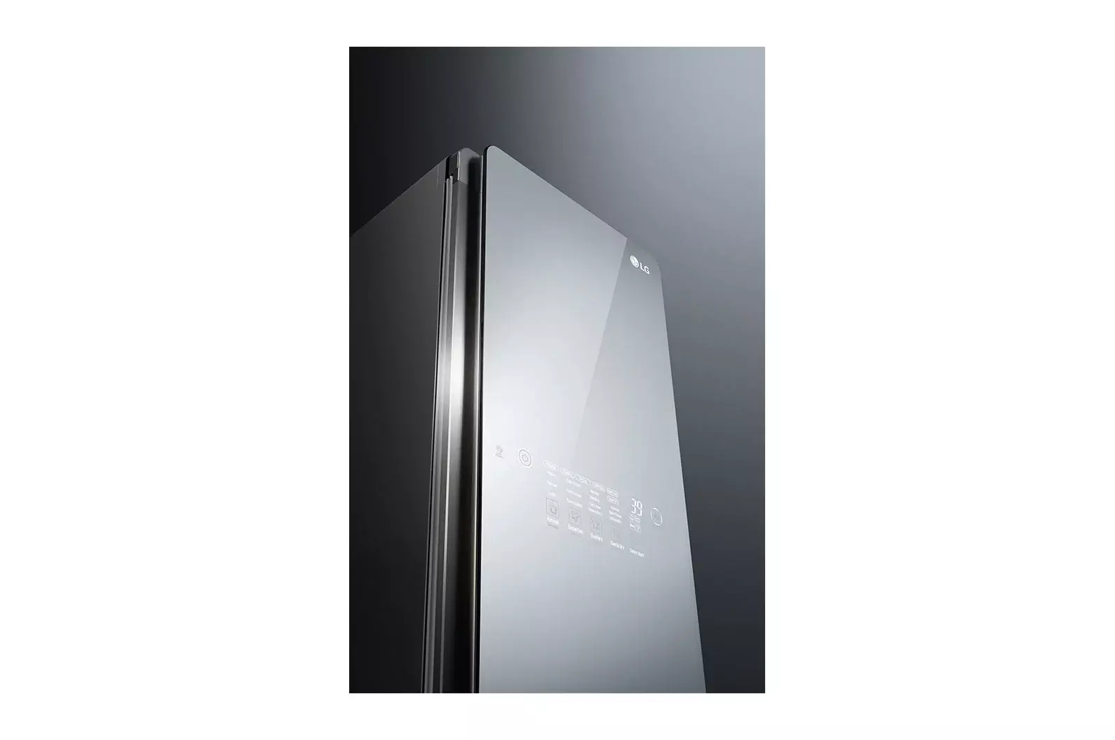 LG Styler (S3MFC) Essence Mirrored Finish with SmartThinQ™ LG Styler (S3MFC) Essence Mirrored Finish with SmartThinQ™