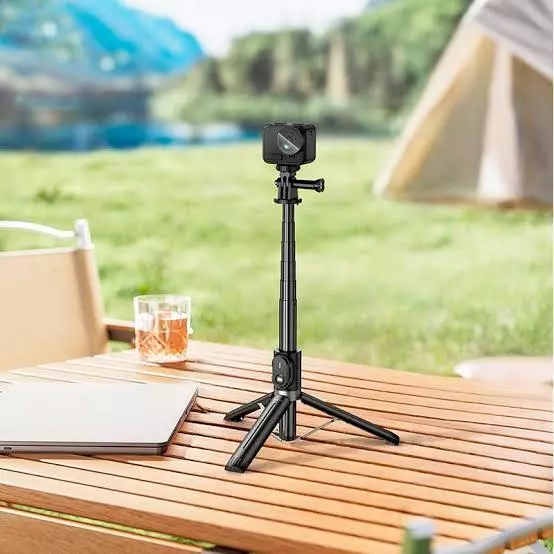 K101 Prestigio Multifunctional Tripod K101 Prestigio Multifunctional Tripod
