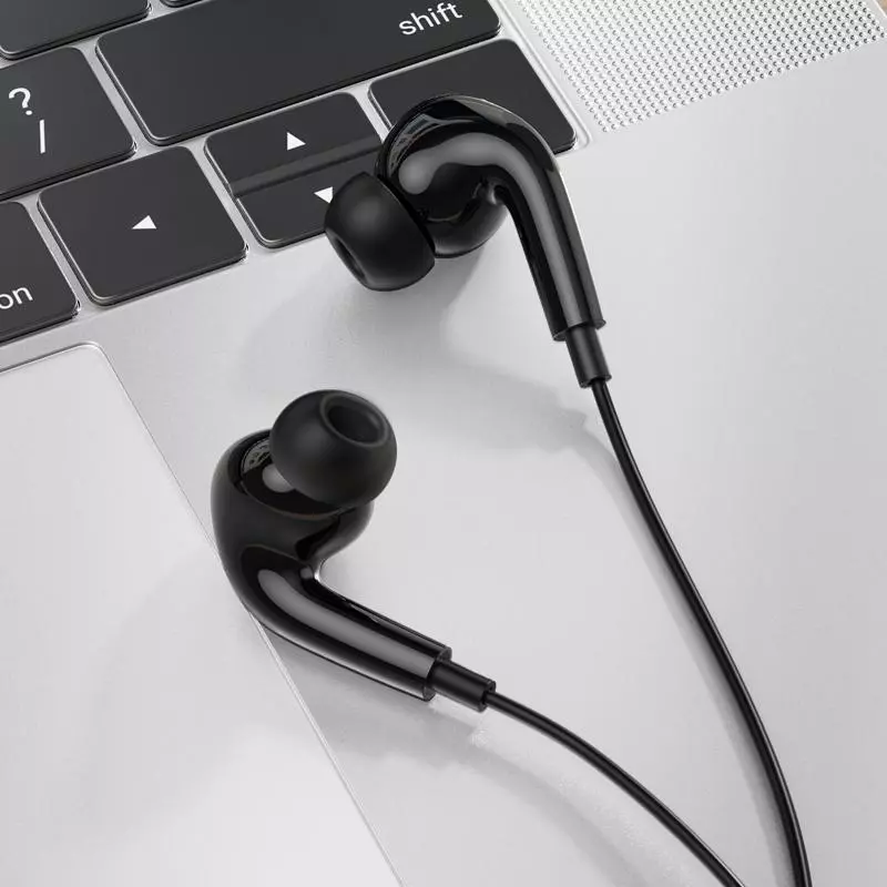 M101 Crystal Joy Wire-controlled Earphones With Microphone