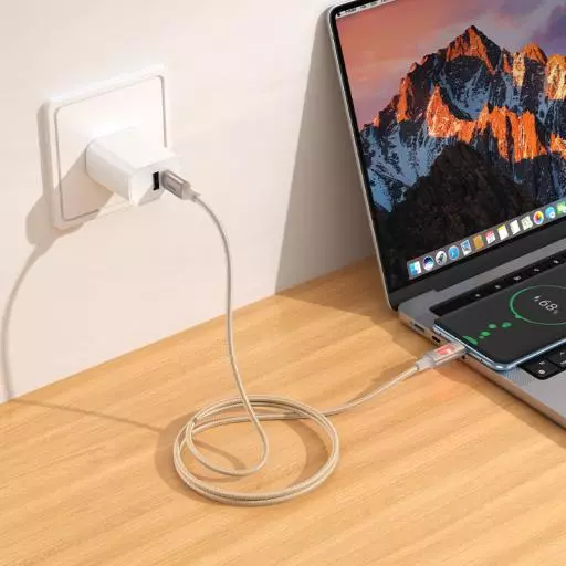 U144  60W charging data cable C to C (1.2M)