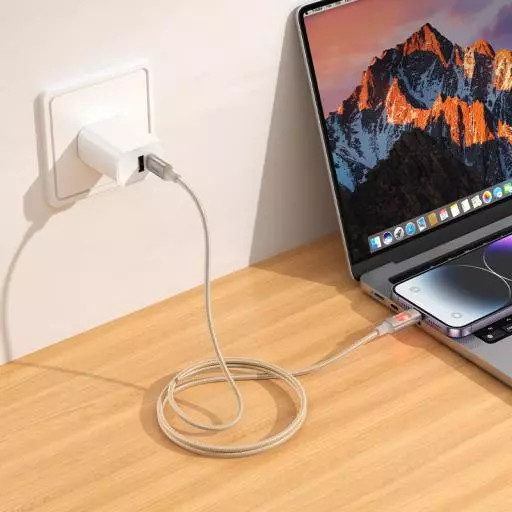 U144  PD27W charging data cable iP (1.2M)