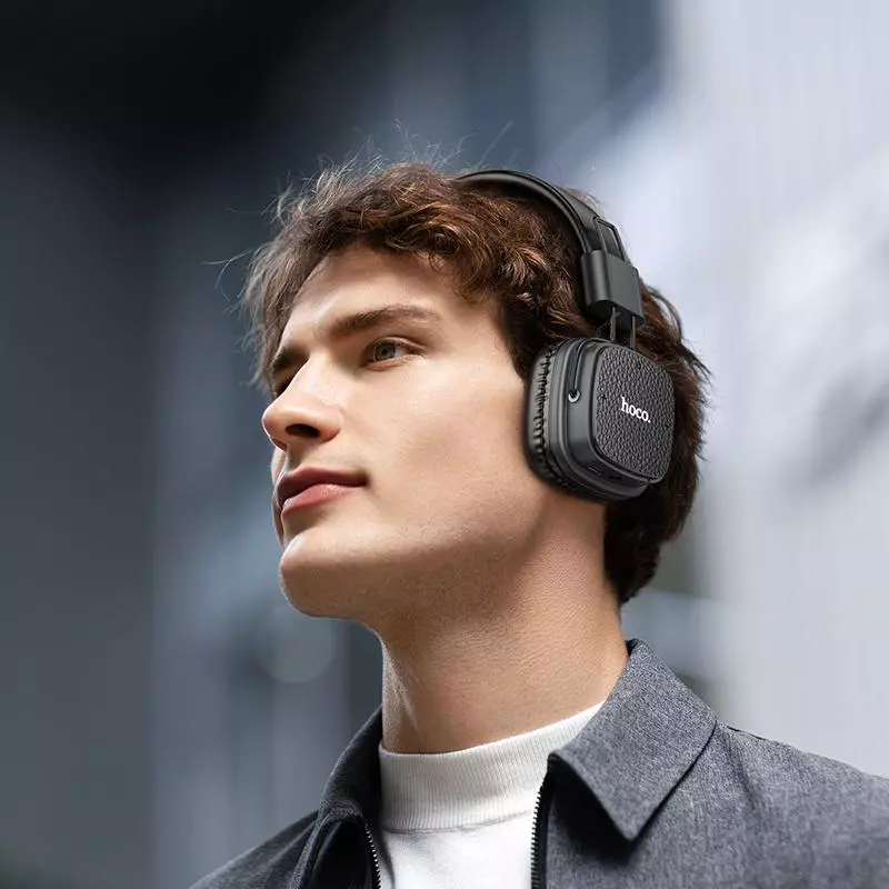 W56 Earl BT Headphones W56 Earl BT Headphones