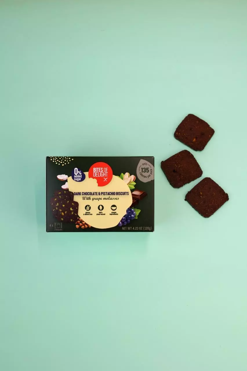 BITES OF DELIGHT GLUTEN FREE DARK CHOCOLATE & PISTACHIO CRACKERS 120G