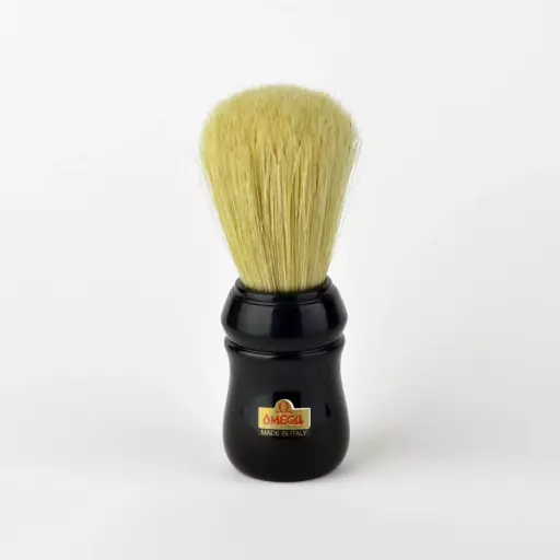 Omega brush 10049