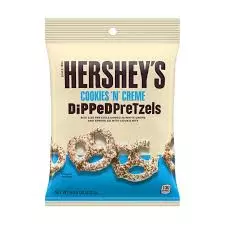 HERSHEYS COOKIES & CREAM DIPPED PRETZELS 120G