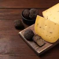GOUDA COW CHEESE BLACK TRUFFLE 